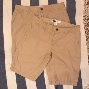 🛍2/$10 Old Navy Bermuda Shorts